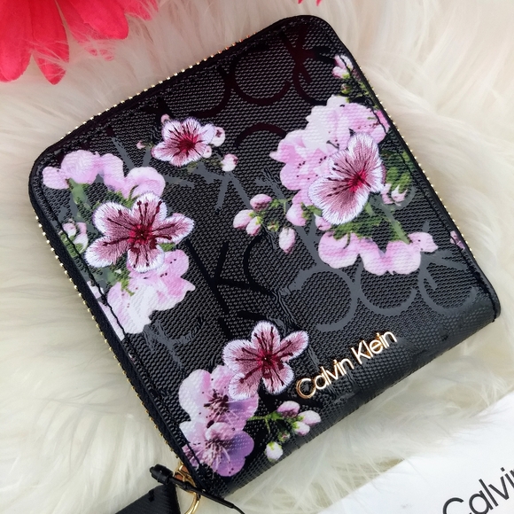WALLET SOLD Calvin Klein Signature Black Floral Shopper Tote + Wallet - Picture 12 of 16
